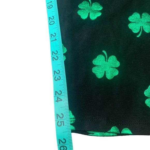 Metallic Green XL Four Leaf Clover St. Paddy’s Day - Picture 6 of 7